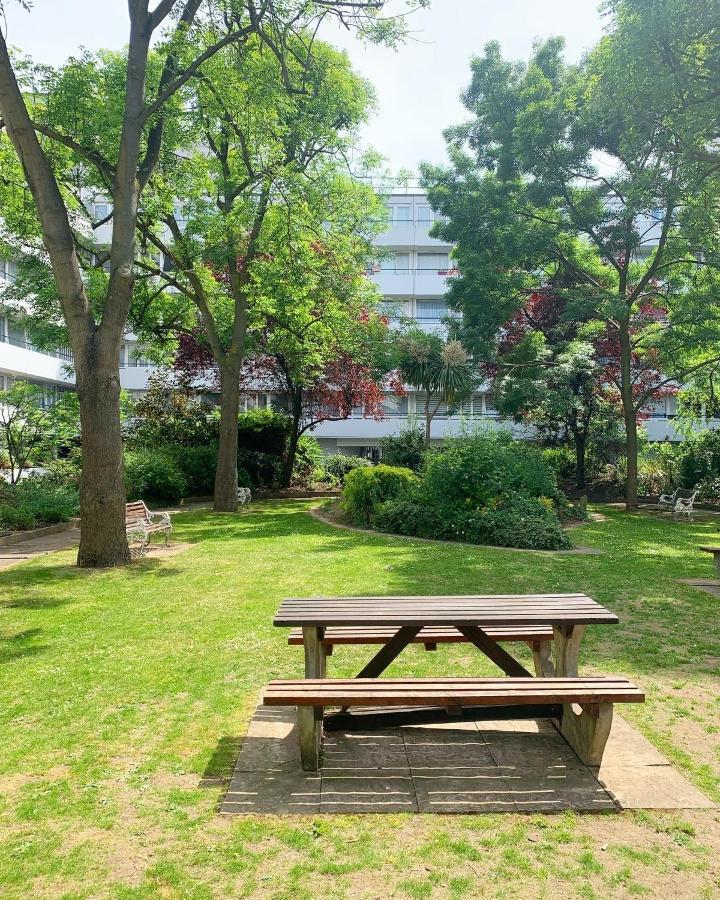 شقة لندن  في Garden Beautiful Cozy Flat , Recent Decorated. المظهر الخارجي الصورة